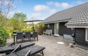 Beautiful Home In Aabenraa With Wifi